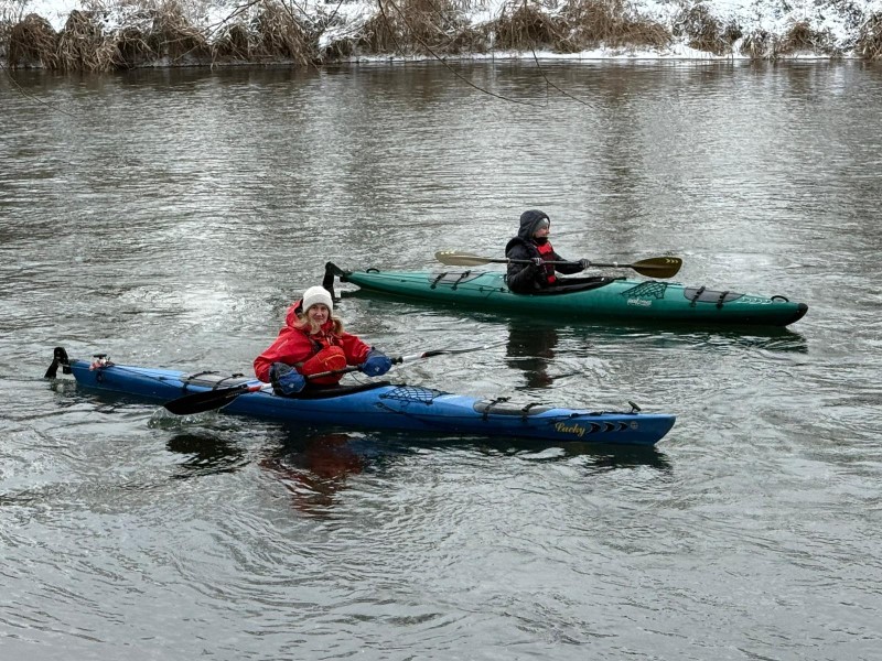 zwei paddler auf der werra